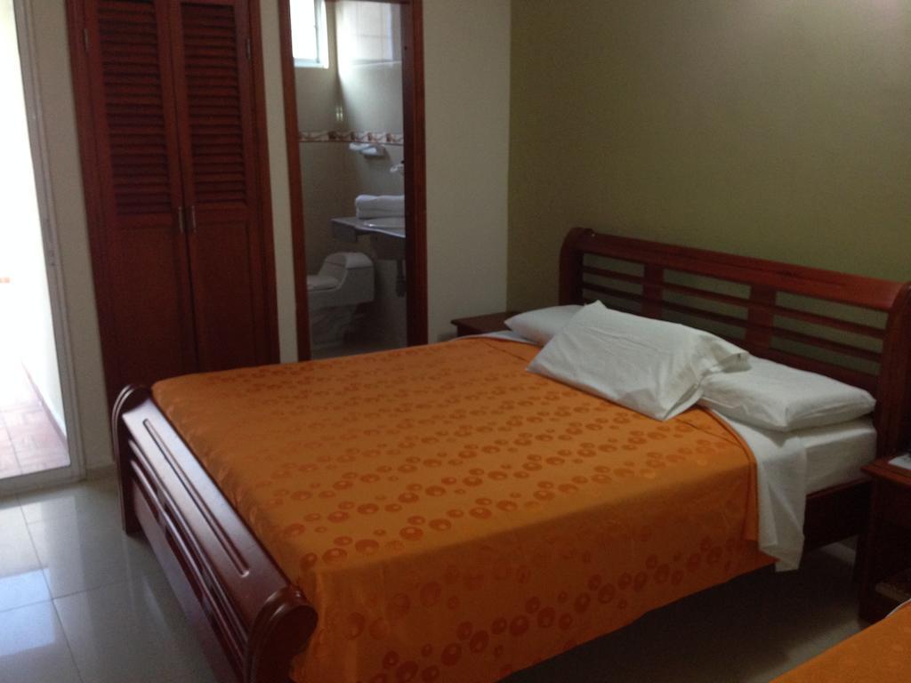 Hotel San Francisco De Asis Santa Marta  Rum bild